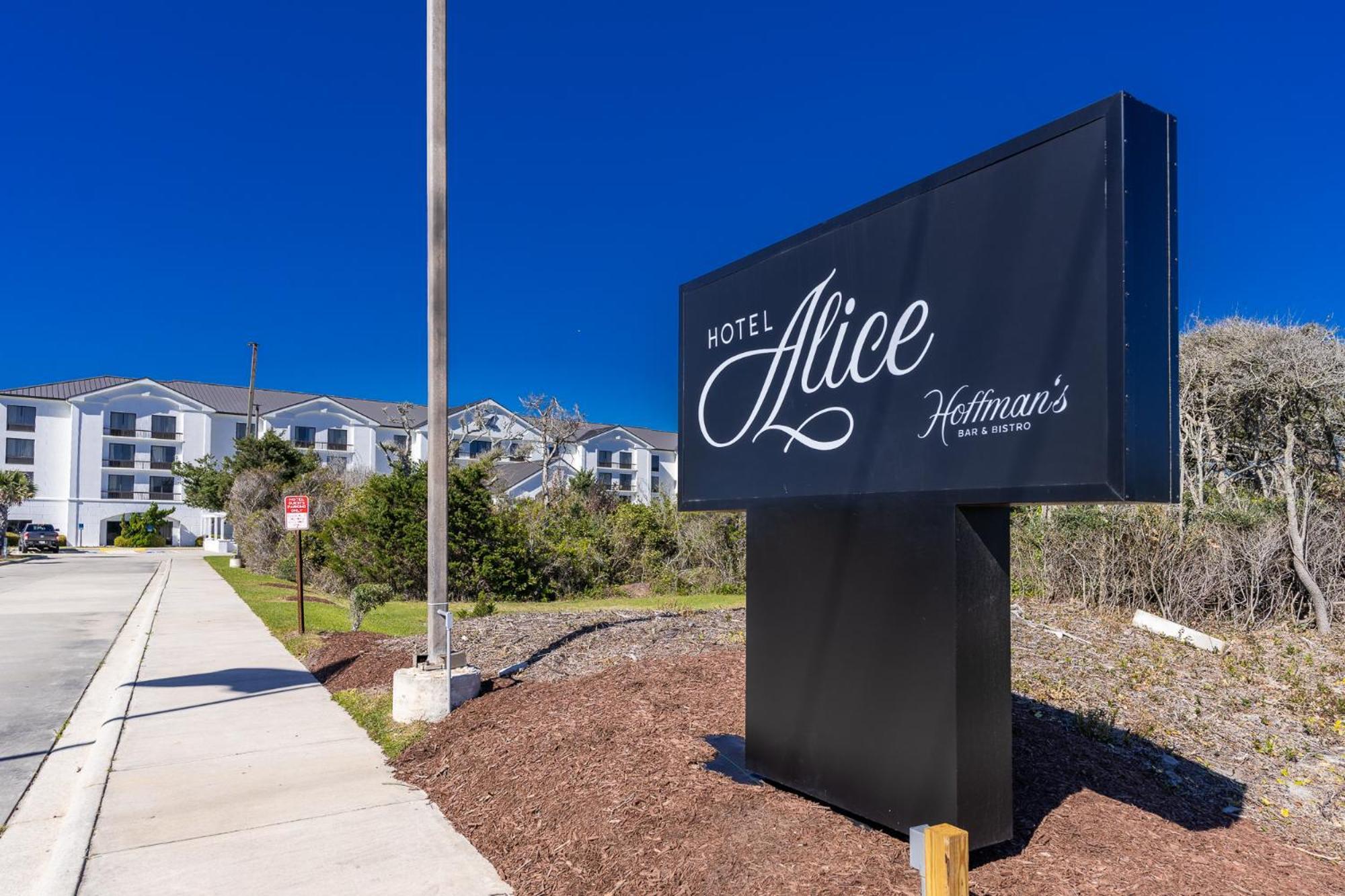 Hotel Alice Pine Knoll Shores Exterior foto