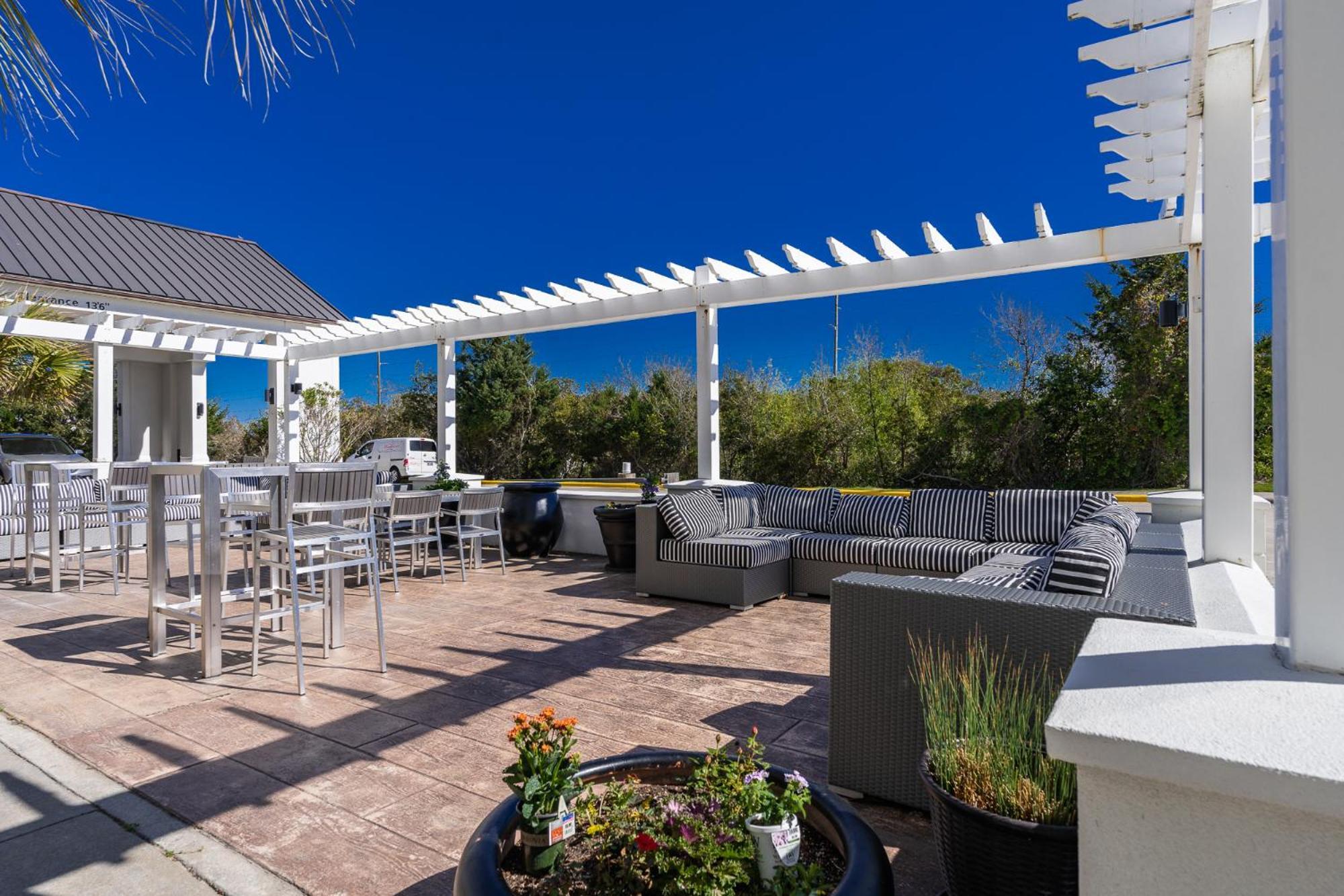 Hotel Alice Pine Knoll Shores Exterior foto