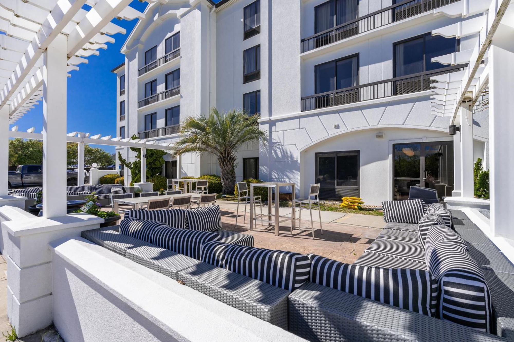 Hotel Alice Pine Knoll Shores Exterior foto